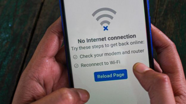 Phone showing no internet connection